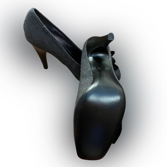 Joey Heels - Picture 6 of 8